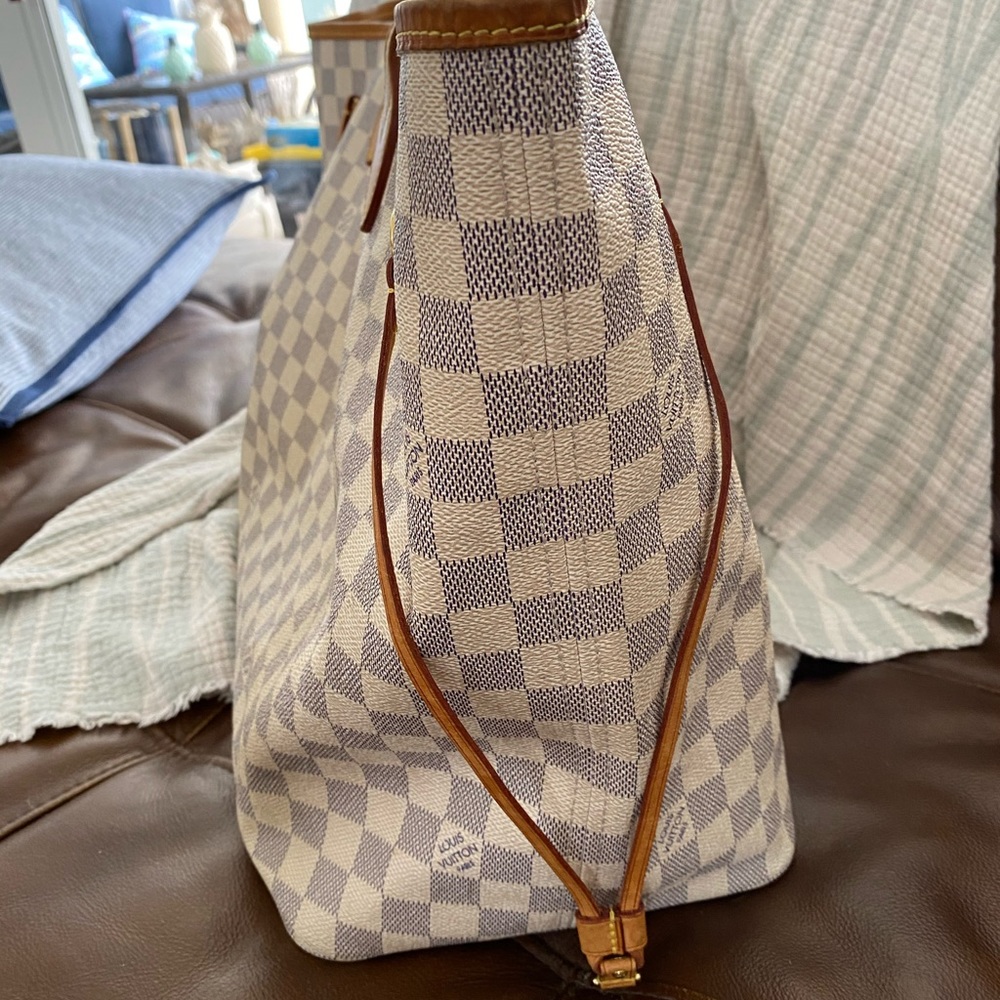 ❌SOLD❌ Louis Vuitton Neverfull GM - Picture 2 of 8